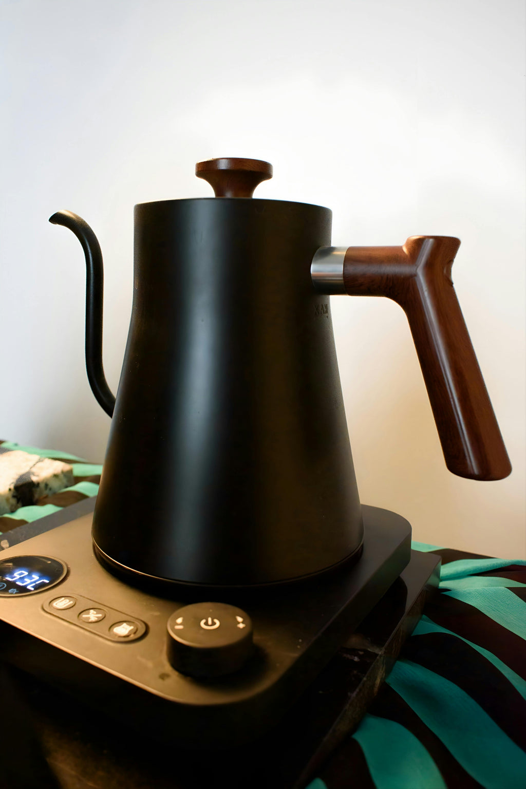 1L Smart Temperature Control Electric Gooseneck Kettle 220V/110V Stainless Steel Hand Brew Coffee Rapid Heating Kettle